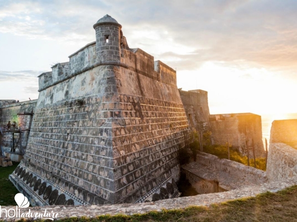 Castillo de San Pedro del Morro - "Morro, Cayo, Cobre" Tour