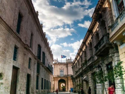 Havana City Tours on foot”