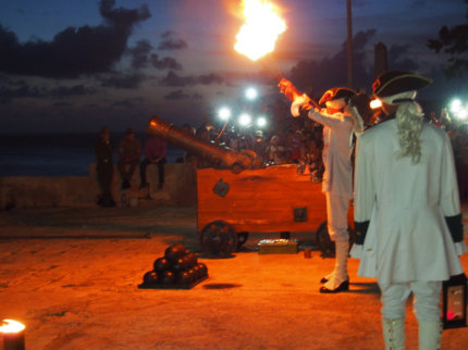 " Cannon shot ceremony " Private Tour in American Classic Cars