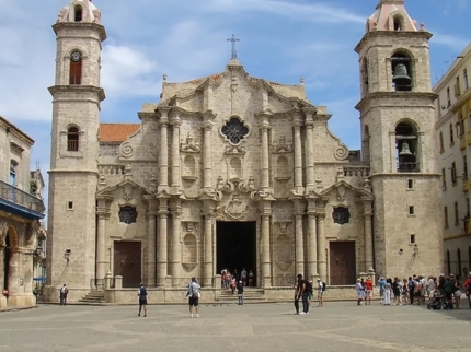 Havana cathedral, panoramic view, "Colonial Tour of Old Havana