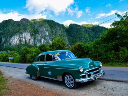 "Transfers from Havana to discover the Valley of Viñales" Tour