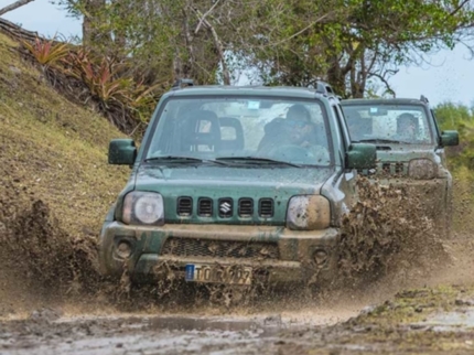 Jeep Safari "CIENFUEGOS + TOPES DE COLLANTES + TRINIDAD OVERNIGHT"