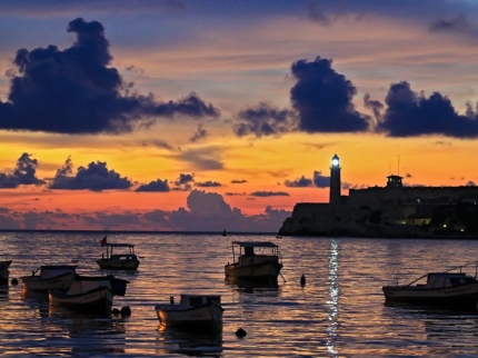"Havana´s  sunsets by boat" Tour
