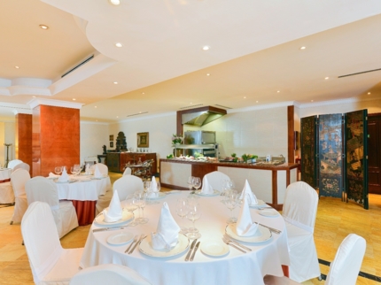 Steak House Restaurant El Paseo