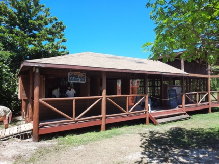 El Castero - Beach Bar