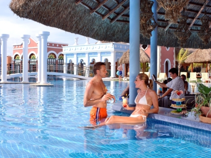 Aqua Bar La Perla