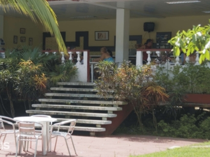 Pool Snack Bar