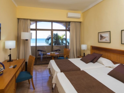 STANDARD SEA VIEW Room