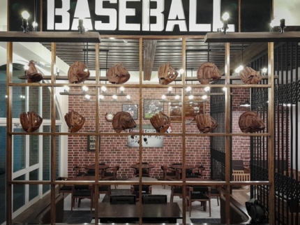 Sport Bar at Grand Memories Holguín Hotel, Ramón de Antilla, Holguín, Cuba.