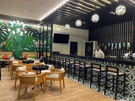 Rumba Waiting Bar at Grand Memories Holguín Hotel, Ramón de Antilla, Holguín, Cuba.