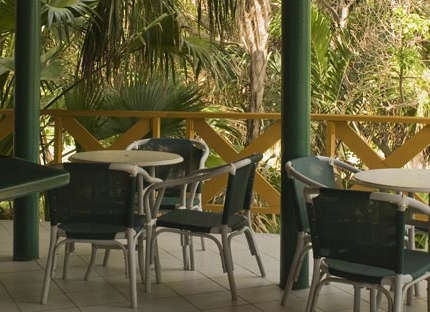 Los Bohios beach snack bar