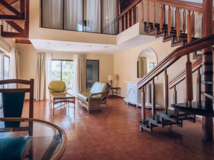 FAMILY DUPLEX (2 Rooms)