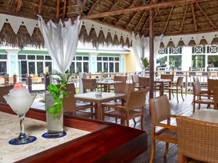 Lobby Bar Caney