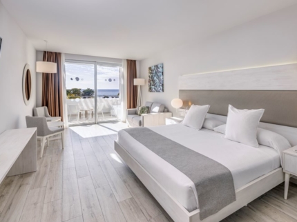 Grand Premium The Level Sea View