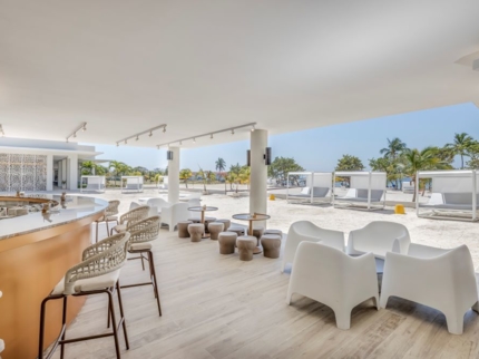 SKY BAR - Tapas Bar