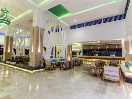 Coffee Beans Lobby Bar