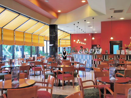Lobby Bar