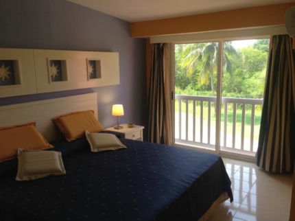 HABITACIÓN SUPERIOR VISTA JARDÍN