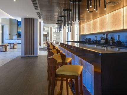 KUNTIV Lobby Bar
