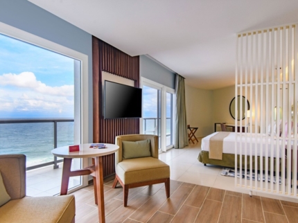 SUITE ROOM
