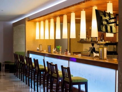 Louge Bar