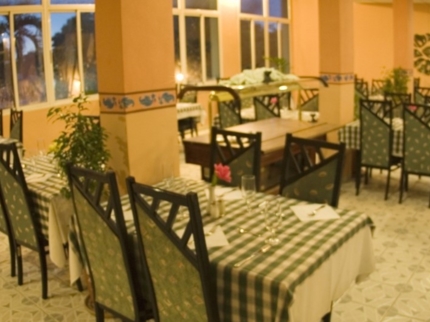 buffet restaurant