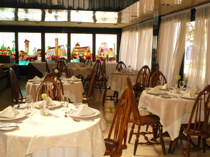 A la carte international Restaurant