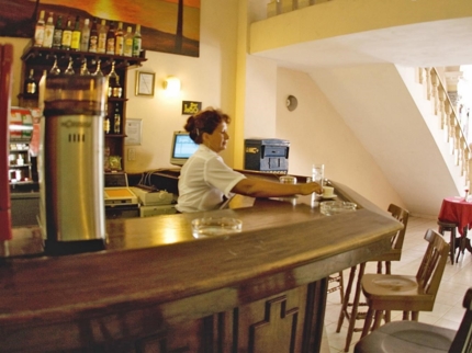 Lobby Bar