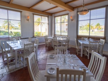 AZTECA TEX-MEX Restaurant