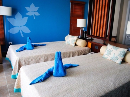 STANDARD POOL VIEW Room