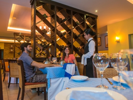 Romantic Restaurant Longina