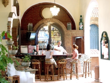 Lobby Bar Arcadas