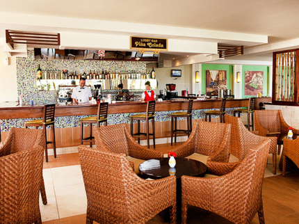 Lobby Bar Piña Colada