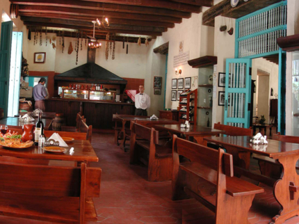 A la carte international restaurant Bodegón Onda