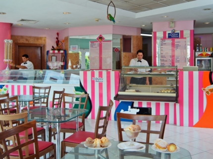 Ice Cream Sweet Shop La Dulce Habana