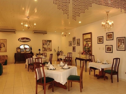 International A la Carte Restaurant Casablanca (Playa Caleta Hotel section)