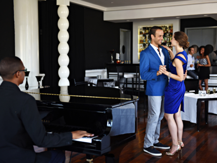 Piano Bar Las Nubes