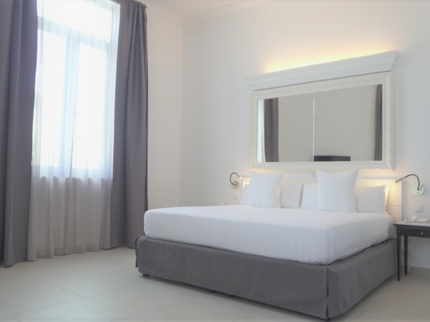 Axel Suite