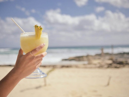 BEACH BAR