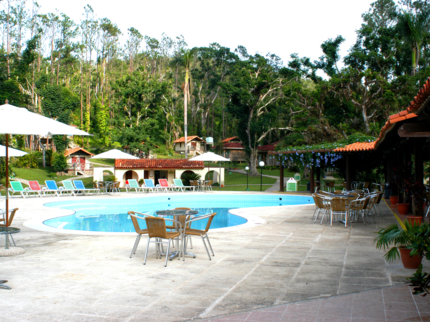 Las Arcadas Pool Snack Bar