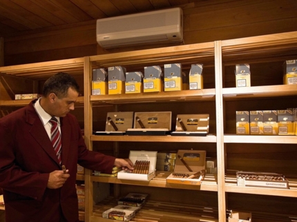 Cigar Bar Fumoir