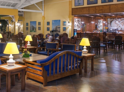 Lobby Bar Club Hemingway