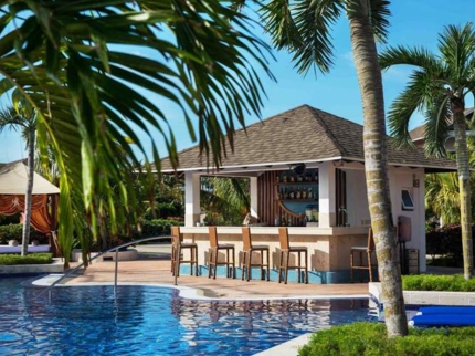 Pool Bar Cuba Libre