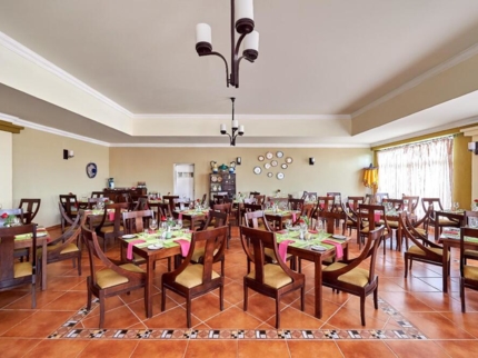 LA SOIRÉE Restaurant