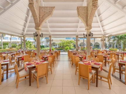 IL LAGO Restaurant
