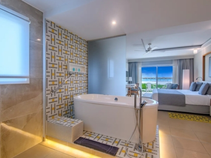 Aston Suite