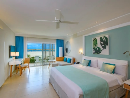 Club Junior Suite
