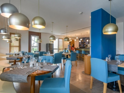 THE CLUB B&B. 24 hrs room service restaurant