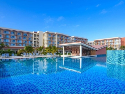 PROFUNDO Pool Bar