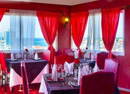 A la carte international Restaurant